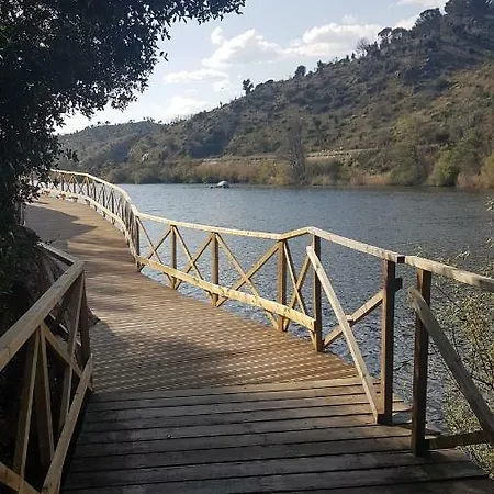 Проживание в семье Casa Do Cerrado Casal da Igreja